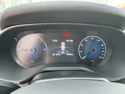Hongqi Hongqi E-QM5
