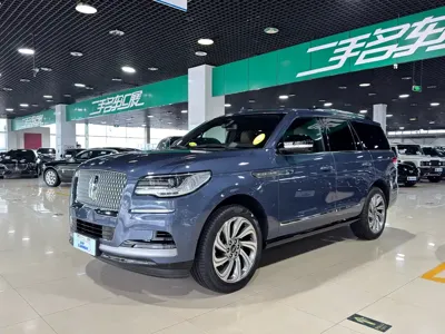 Lincoln Navigator