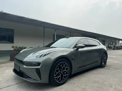 Zeekr 001