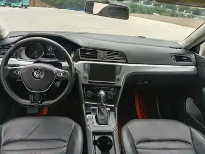 Volkswagen Lamando