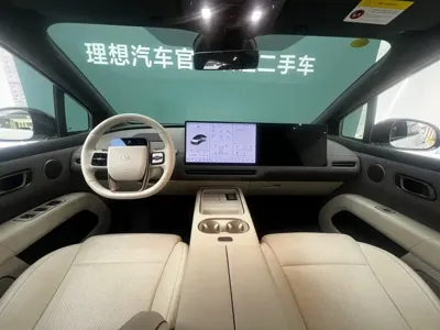 Li Auto 理想i6