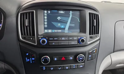 Hyundai Starex
