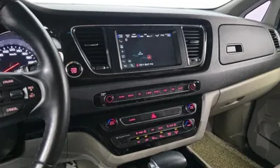 Kia Canival