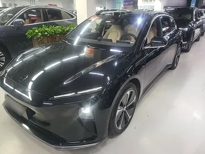 Nio ET5T
