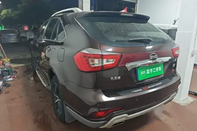 BYD S7