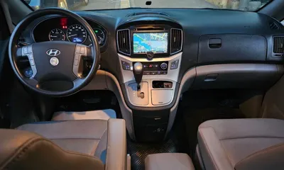 Hyundai Starex