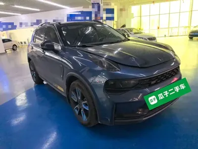 Lynk & Co 01