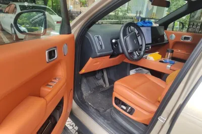 Li Auto L8