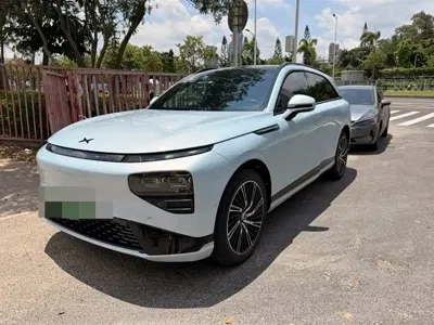Xpeng G9