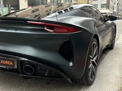 Lotus Emira