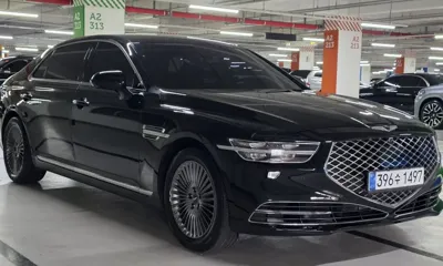 Genesis G90