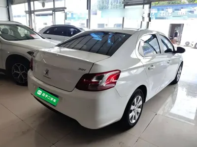 Peugeot 301