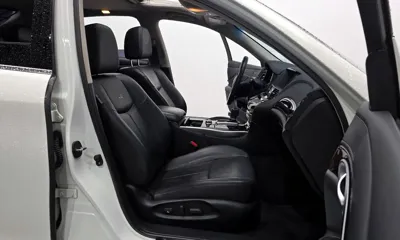 Infiniti M