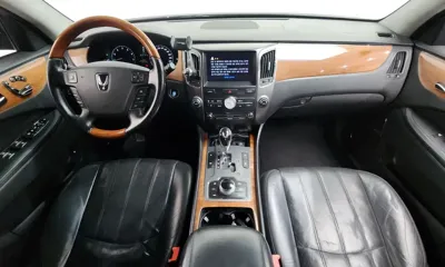 Hyundai Equus