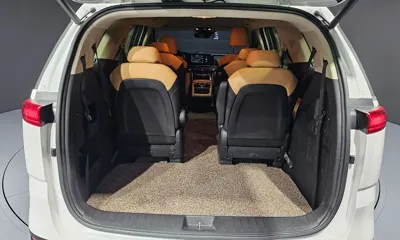 Kia Canival