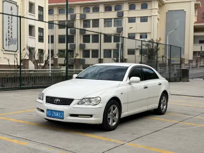 Toyota Reiz