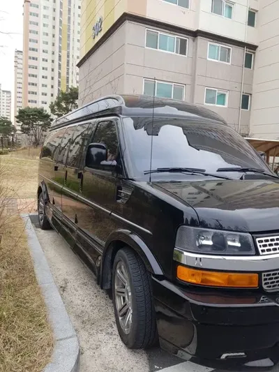 Chevrolet Express Van