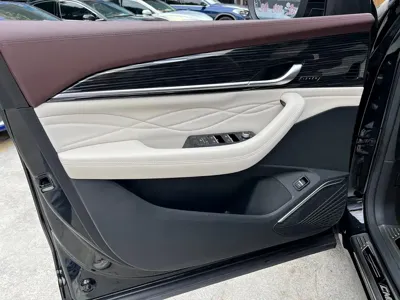 Geely Xingyue L