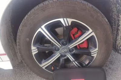 BYD e2