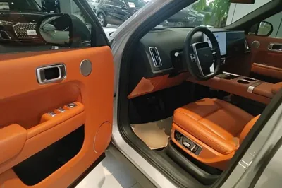Li Auto L8