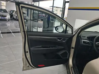 Geely Emgrand GS