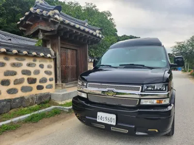 Chevrolet Express Van