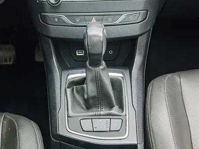 Peugeot 308S