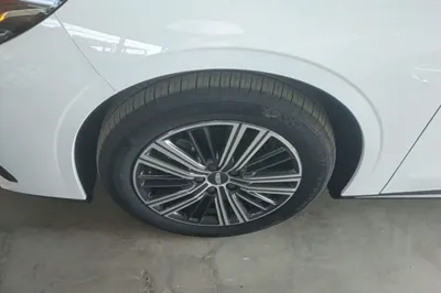 Geely Auto Emgrand