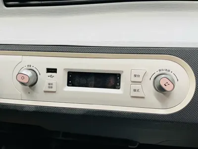 Wuling MINIEV