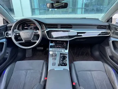 Audi A7L
