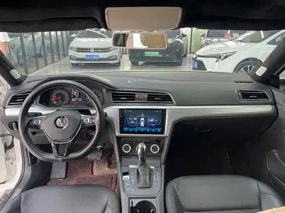 Volkswagen Lamando