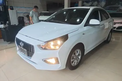 Hyundai Verna (older generation)