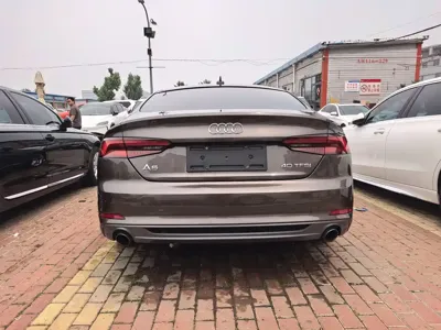 Audi A5 (Import)