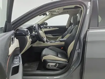 Lynk & Co 02
