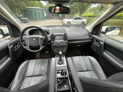 Land Rover Freelander 2