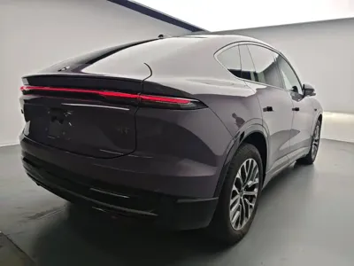 Nio EC6