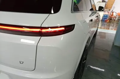 Li Auto L7
