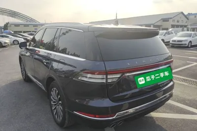 Lincoln Aviator