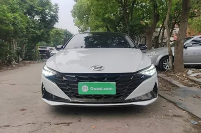 Hyundai Elantra