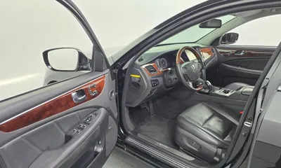 Hyundai Equus