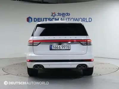 Lincoln Aviator
