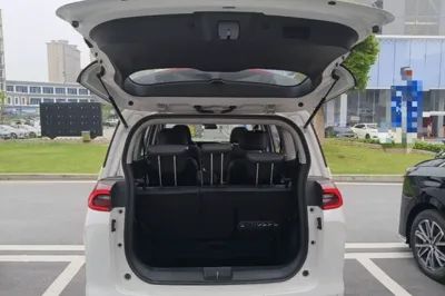 GAC Trumpchi M6