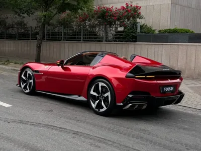 Ferrari 12 Cilindri