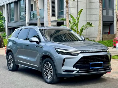 BAIC X7