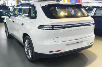 Leapmotor C10
