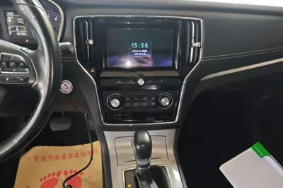 Roewe RX5