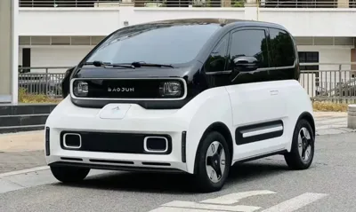 Baojun E300
