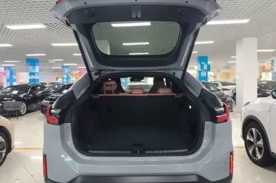Nio EC6