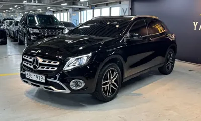 Mercedes-Benz GLA-Class