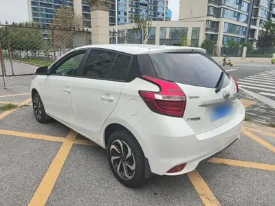 Toyota Yaris L